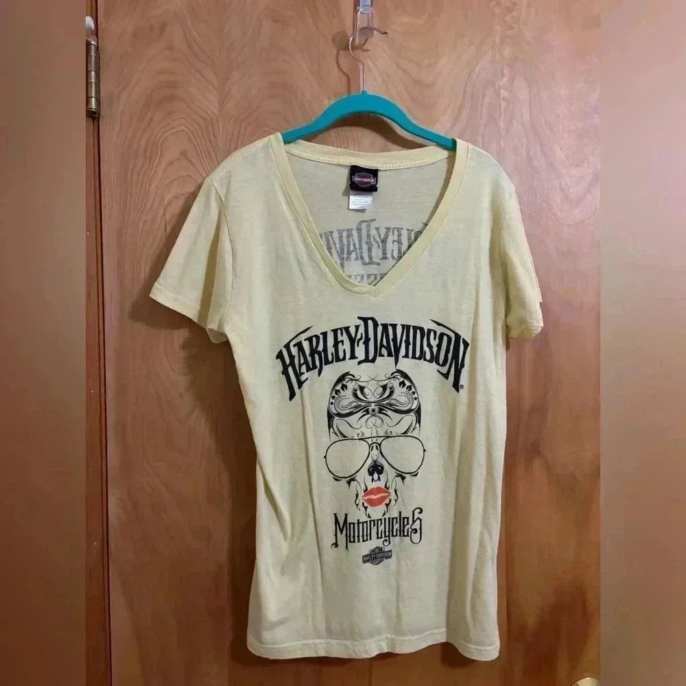 Harley Davidson Short Sleeve V-Neck Skull Yellow Size M EUC